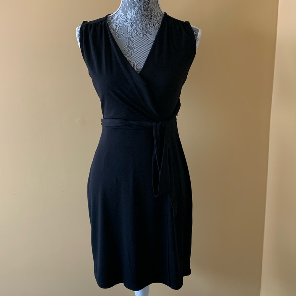 NWT APT 9 SLEEVELESS BLACK CROSS FRONT DRESS